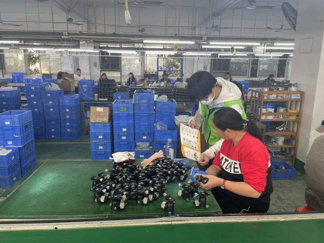 三鄉(xiāng)鎮(zhèn)開展“加強禁毒宣傳， 共創(chuàng)無毒企業(yè)”活動照片3.jpg