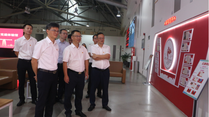 (中山網)黨建共創(chuàng),業(yè)務共融——市直機關政務服務系統黨建主題基地智慧黨建體驗館正式啟用(1)612.