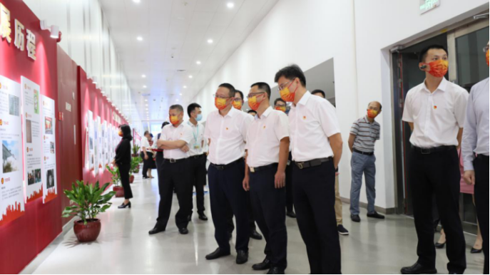 (中山網)黨建共創(chuàng),業(yè)務共融——市直機關政務服務系統黨建主題基地智慧黨建體驗館正式啟用(1)610.